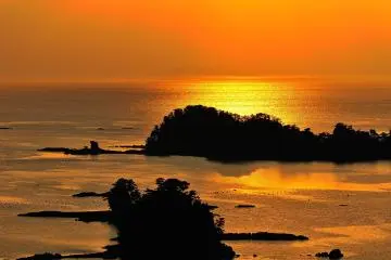 <p>Sunset over the East China Sea viewed from the Funakoshi Observation Deck</p>