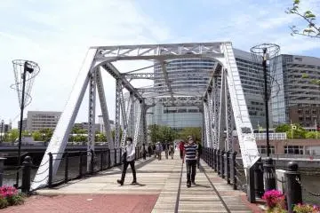 Gallery image