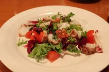 버드랜드는 피자만의 가게가 아니다. 이탈리아 요리점을 표방하는 사이드 메뉴의 맛도 멋지다