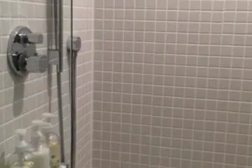 <p>Bathroom</p>