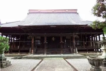 <p>Front view of 'Mikage-do hall', a cultural property of Fukui city</p>