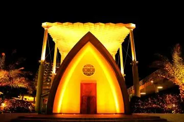 <p>Wedding chapel of Kobe Oriental Hotel: If you are lucky they may let you take photos of the wedding</p>