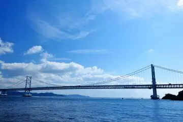 <p>I got off the cruise ship and looked at the Great Naruto Bridge from afar...what a spectacular view!</p>