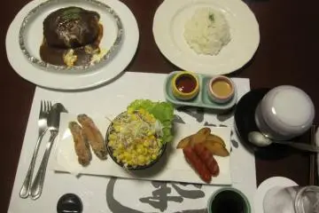 <p>อาหารของเด้ก</p>