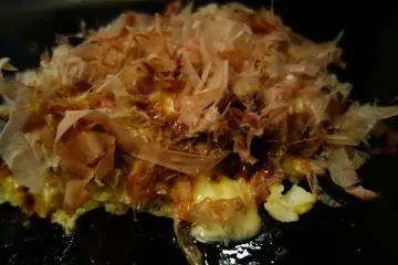 <p>ชีสไหล ไส้อัดแน่น</p>