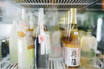 <p>Sake yang unik: lemon dan stroberi</p>