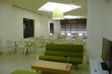 Pleasant atmosphere all over the facilities (Photo: Yokohama Museum of Art)