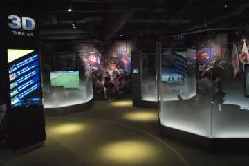 3-D viewing pods