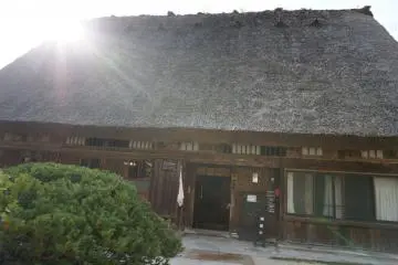 <p>บ้าน Kanda-ke บ้าน&nbsp;gassho-zukuri ที่อนุรักษ์ไว้ได้สมบูรณ์ที่สุดใน shirakawako</p>