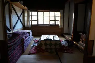 <p>ห้องเล็กที่อบอุ่น</p>