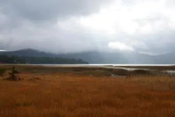 <p>เหมือนแสงทะลุเมฆมาเลย</p>