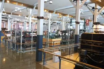 <p>เครื่องจักรรุ่นต่างๆ ที่จัดแสดงอยู่ในโซน&nbsp;Textile Machinery Pavilion</p>