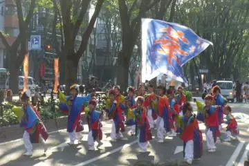 <p>Part-way through the routine, they had a costume-change, leaving them more colorful than ever</p>