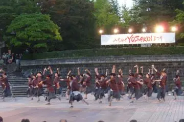 <p>As the sun goes down, the lights go up on another group. Alternating between expressive and explosive moves, it was a unique and memorable performance. &nbsp;</p>