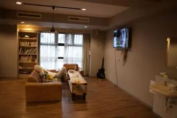 <p>Lounge area within kitchen</p>