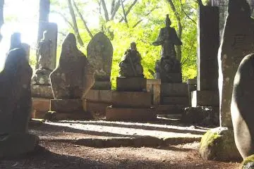 <p>Statues of Mountain Gods</p>