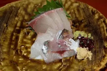 작은 생선회