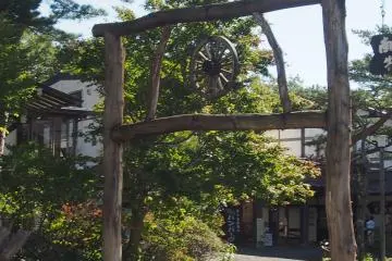 Gallery image