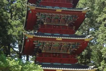 Toshogu's five-story pagoda.