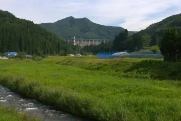 <p>Le barrage Hiyachine</p>