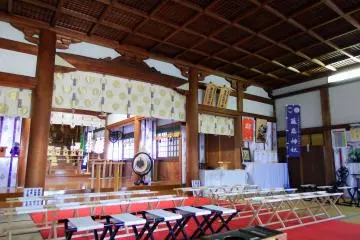 <p>Inside view of the prayer hall</p>
