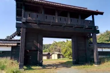 <p>ทางเข้าโซน Inn Town</p>
