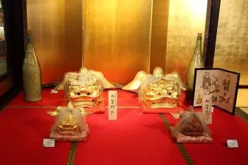 Gallery image