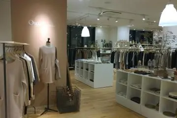 <p>มุมของแบรนด์ Ouur แบรนด์สินค้าไลฟ์สไตล์ใหม่ล่าสุดที่ผลิตขึ้นโดย KINFOLK สื่อด้านวิถีชีวิตคุณภาพแบบ Slow Life ชื่อดังของโลก</p>