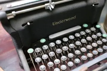 <p>A good condition typewriter</p>