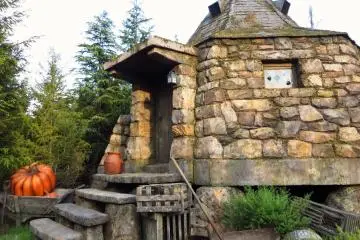 <p>La hutte d'Hagrid semble vraiment douillette</p>