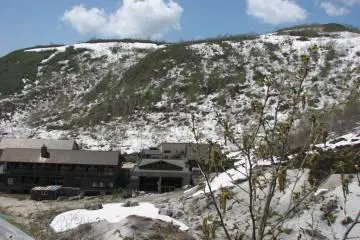 The onsen itself, nestled at the bottom of Mount Annupuri