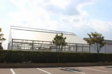 백합구근과 절화용 백합재배를 하는 온실도 완비되어 있다