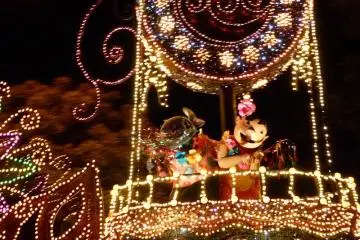 Lilo & Stitch in the Dream Light Parade