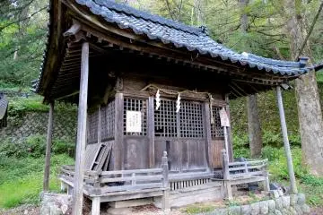 다른 각도에서 옛 기도실 보기