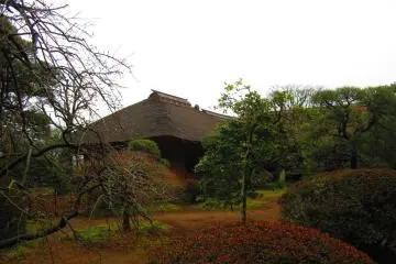 Kobuntei seen from the outside, inside its own garden