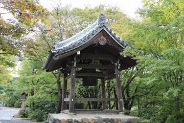 종루는 칸에이 18 (1642)년에 건립되었다