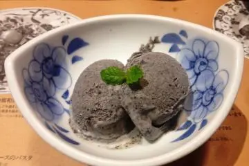 <p>Black Sesame Ice Cream</p>