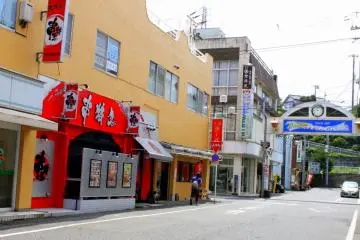 <p>This colorful building near the station cheered my eyes up.</p>