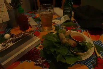 <p>Lumpia Vietnam di Cafe Hai yang lezat</p>