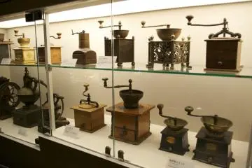 <p>Coffee grinders</p>