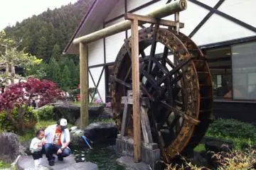 The decorative water wheel outside the Road Station