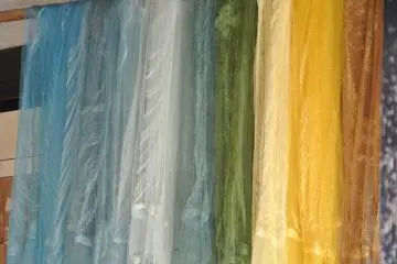 Berbagai warna yang tercipta karena aditif pewarna mordan - Ini seperti sihir ...