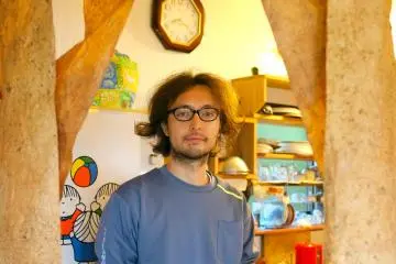 <p>The friendly Yohei who helps running the guesthouse</p>