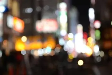 Osaka Kota Cahaya di Malam Hari