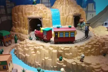 <p>There are a few exhibits showing the world of Anpanman</p>