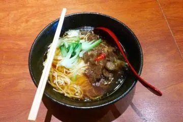 HIGOMESHIYA YUMEAKARI (肥後めしや　夢あかり)
