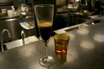 <p>Single espresso shot, for those who love a bitter taste</p>