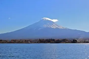 <p>Breathtaking view of Mt. Fuji from Lake Kawaguchiko</p>