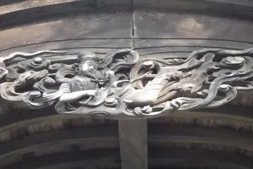 Some beautifully detailed carving on one of the buildings