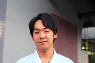 <p>Este amable hombre es el se&ntilde;or Yuki Yamada, el due&ntilde;o del restaurante Kappou Yama</p>